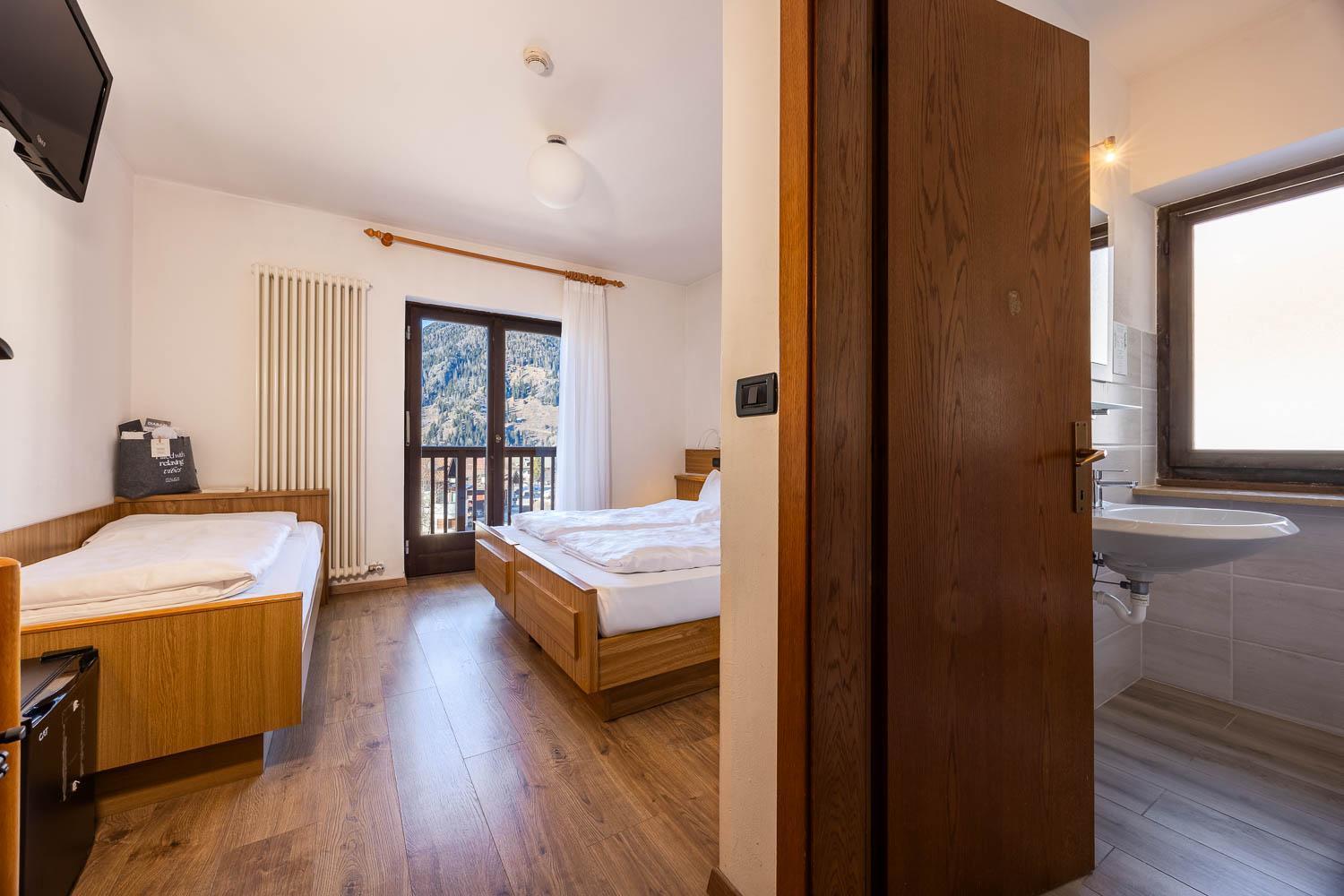 Hotel Bellamonte Predazzo Exterior photo