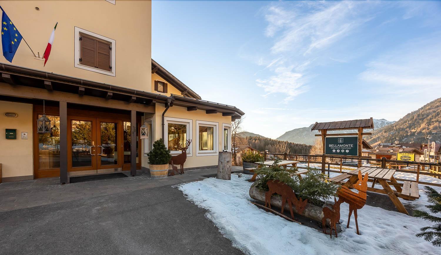 Hotel Bellamonte Predazzo Exterior photo